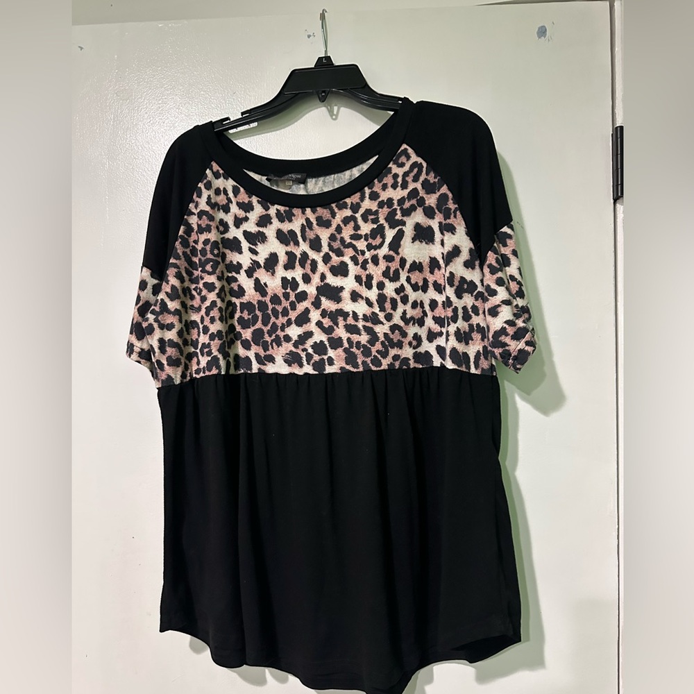 🌟 Empire Waist Leopard Print and Black Women's Top